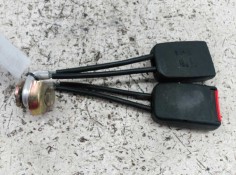 Recambio de enganche cinturon trasero derecho para seat ibiza (6k1) free sky referencia OEM IAM 867857738   2