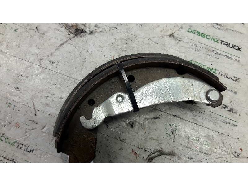 Recambio de zapatas de freno traseras para opel corsa a referencia OEM IAM   