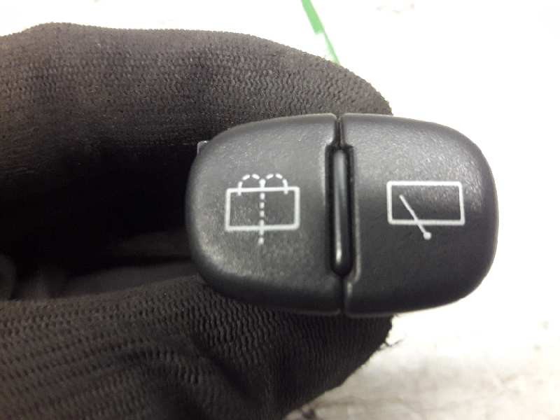 Recambio de boton agua limpia para hyundai accent (x3) 1.5 gls referencia OEM IAM 9361022000  