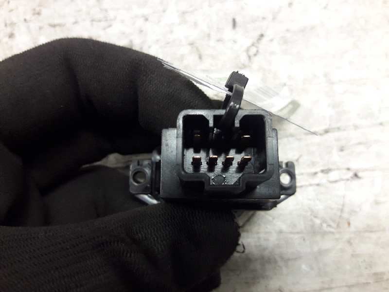 Recambio de boton antivaho para hyundai accent (x3) 1.5 gls referencia OEM IAM 9371022001  