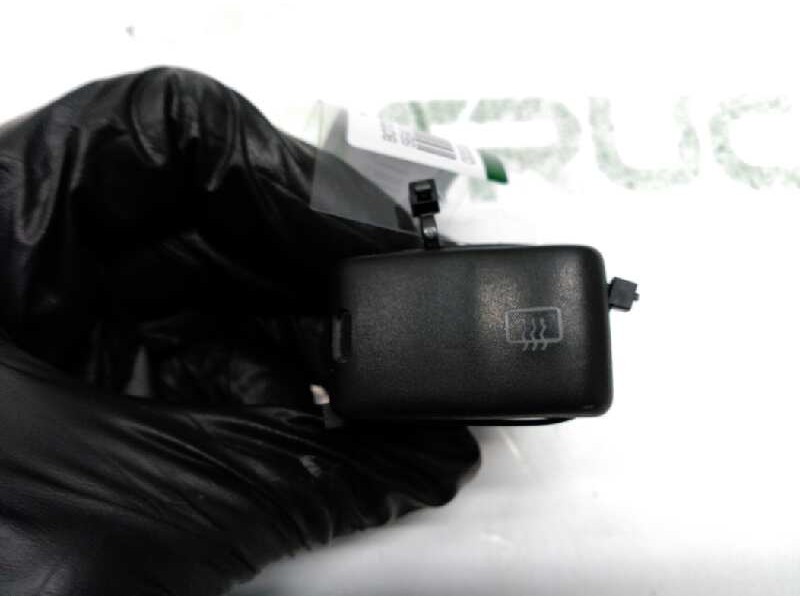 Recambio de boton antivaho para seat cordoba berlina (6k2) dream (1997) referencia OEM IAM 6K1959621A  