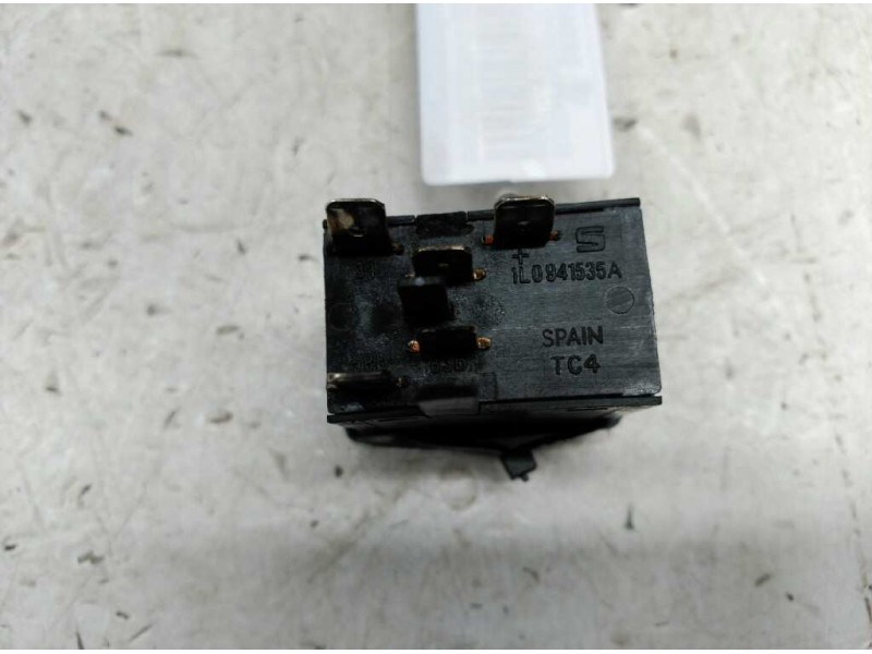 Recambio de boton antiniebla trasero para seat toledo (1l) base referencia OEM IAM   