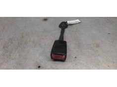 Recambio de enganche de cinturon izquierdo para audi a4 avant (8e) 1.9 tdi (96kw) referencia OEM IAM 8E0857755C  