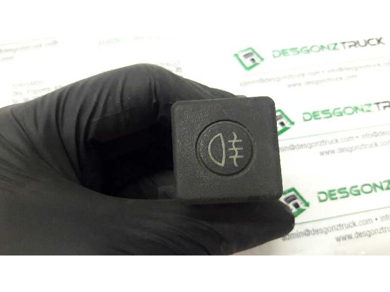 Recambio de boton antiniebla trasero para land rover range rover vogue turbo diesel referencia OEM IAM   