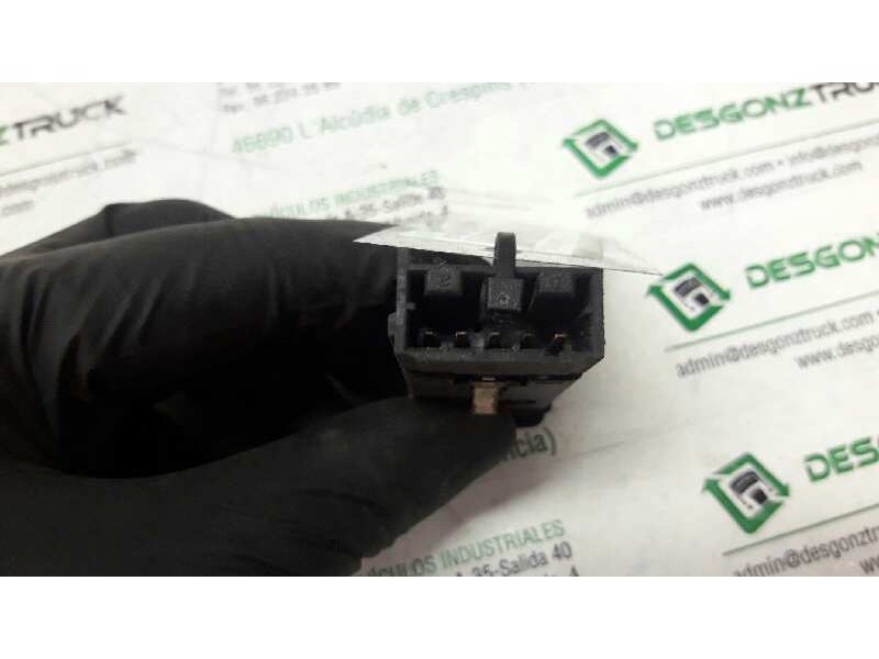 Recambio de boton antivaho para mg serie 400 (rt) 420 si (4-ptas.) referencia OEM IAM   