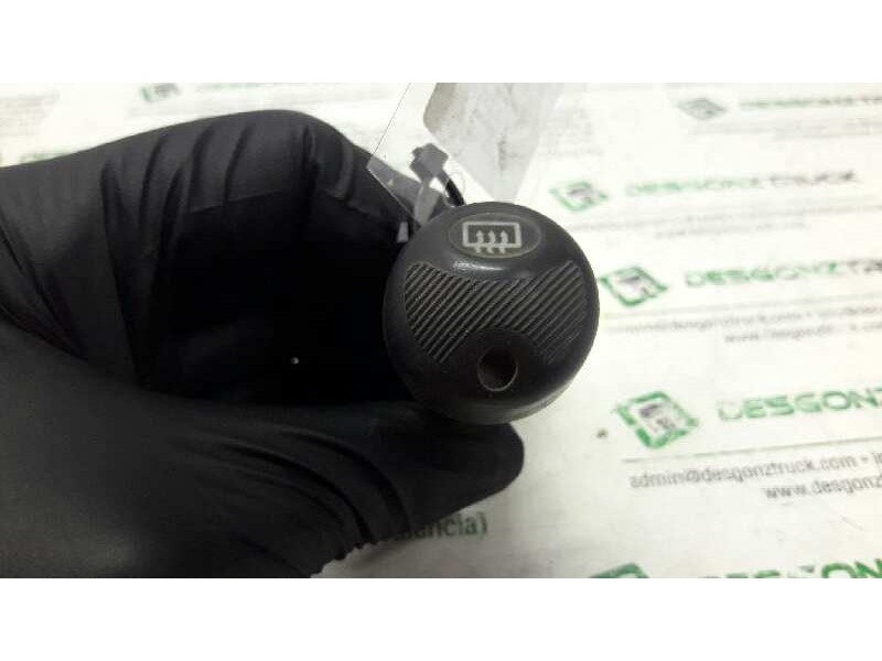 Recambio de boton antivaho para peugeot boxer caja cerr. techo sobreelev. (rs3200)(230)(´02) 1400 referencia OEM IAM   