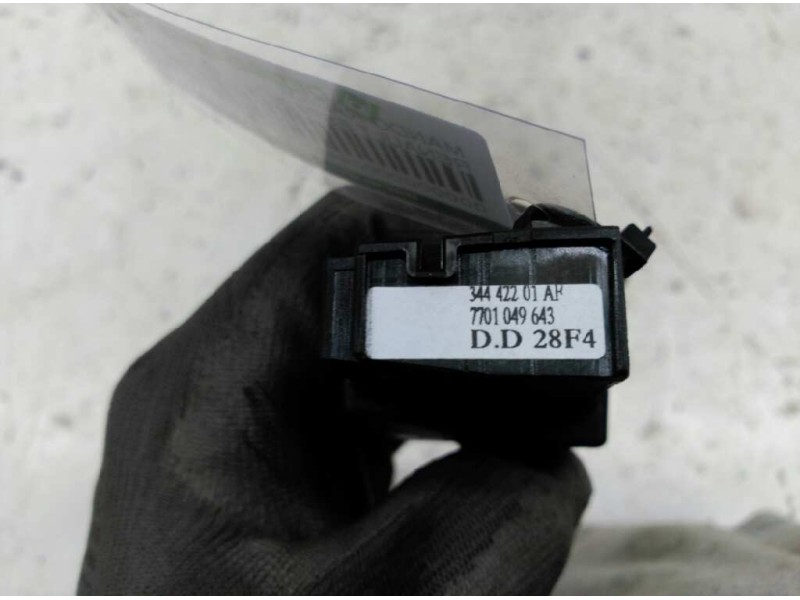 Recambio de mando radio para renault espace iv (jk0) dynamique referencia OEM IAM 7701049643 34442201AF 