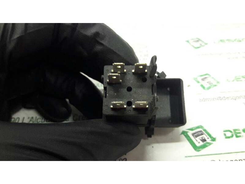 Recambio de boton regulacion retrovisores para volkswagen passat berlina (3b2) comfortline referencia OEM IAM   