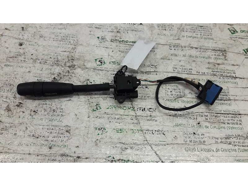Recambio de mando radio para peugeot 206 berlina xt referencia OEM IAM   