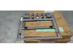 Recambio de guarnecido radio para mercedes-benz clase e (w210) berlina 2.0 16v cat referencia OEM IAM A2106807039   2