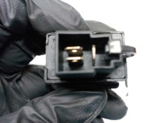 Recambio de boton agua limpia para kia pride glxi familiar referencia OEM IAM    2