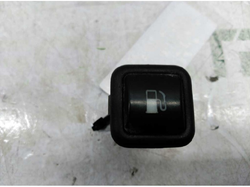 Recambio de boton apertura tapa combustible para volkswagen golf iv berlina (1j1) básico referencia OEM IAM 3B0959833A  