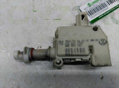 Recambio de motor centralizado para volkswagen golf iv berlina (1j1) básico referencia OEM IAM 1J6810773A TAPA COMBUSTIBLE 