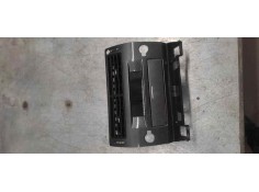 Recambio de guarnecidos consola de mandos para citroën c4 berlina collection referencia OEM IAM 9646338277  