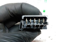 Recambio de mando cierre centralizado para renault megane i scenic (ja0) 1.9 d alize referencia OEM IAM    2