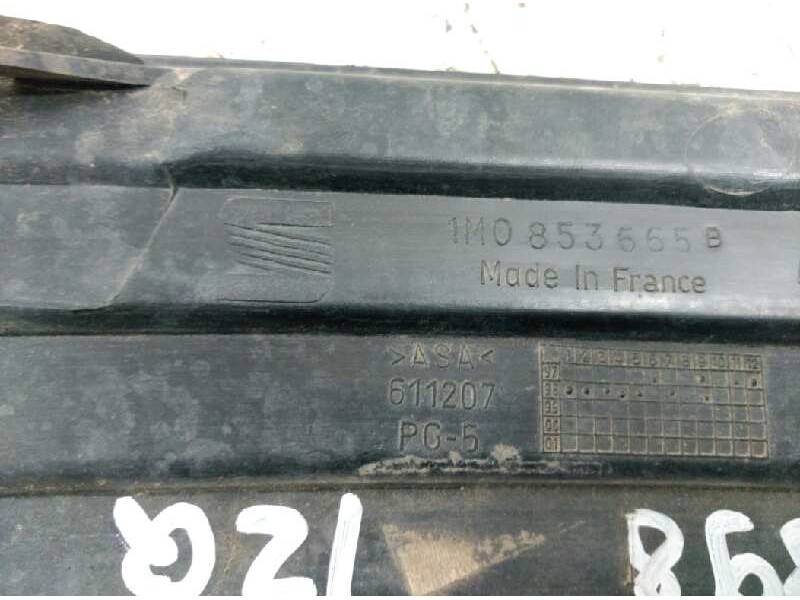 Recambio de tapa antiniebla izquierda para seat toledo (1m2) referencia OEM IAM 1M0853665B  