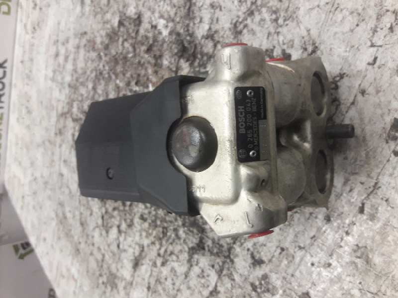 Recambio de abs para mercedes-benz clase c (w202) berlina 180 (202.018) referencia OEM IAM 0265200043 463551173 