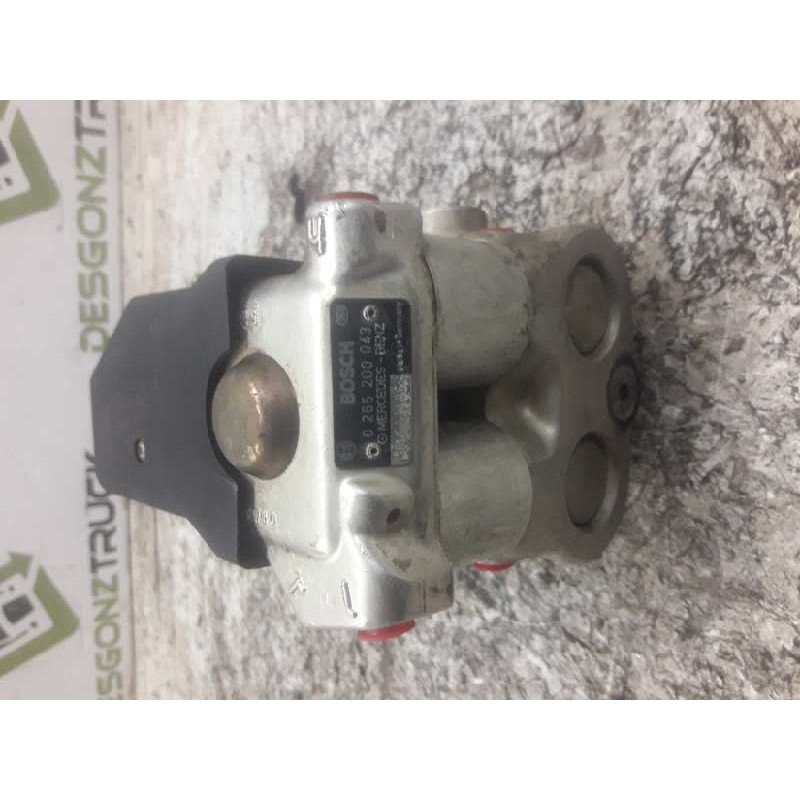 Recambio de abs para mercedes-benz clase e (w124) berlina 2.5 diesel referencia OEM IAM 0265200043 361523496 2265110016