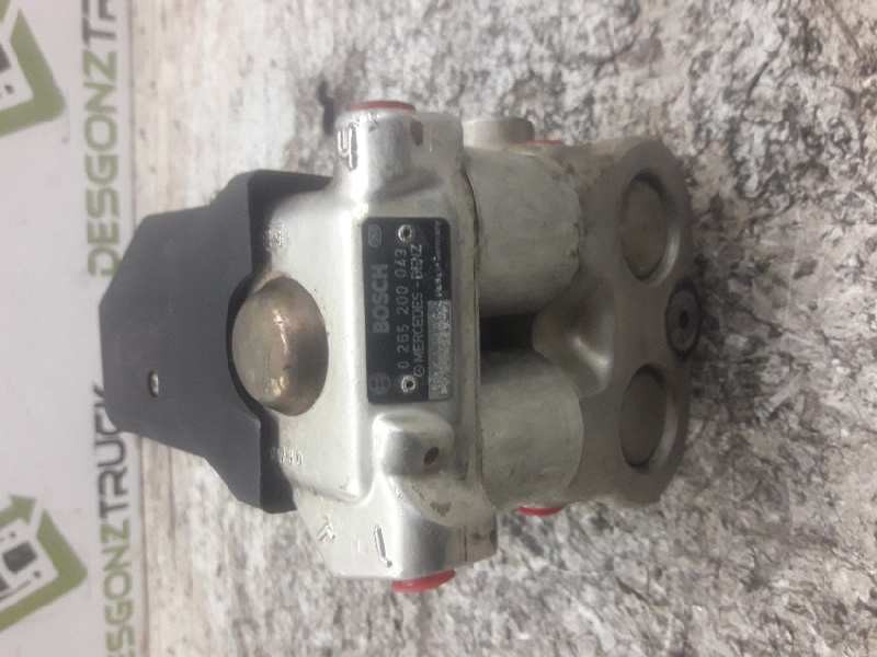 Recambio de abs para mercedes-benz clase e (w124) berlina 2.5 diesel referencia OEM IAM 0265200043 361523496 2265110016