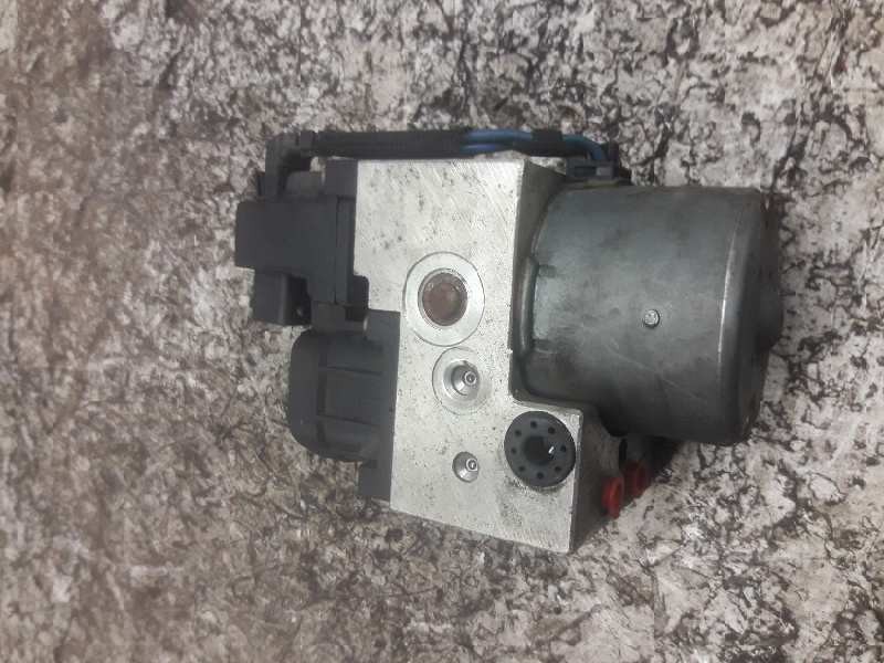 Recambio de abs para nissan almera (n16/e) acenta referencia OEM IAM 11000041620 18250108 476604M521