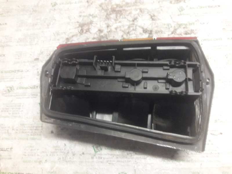 Recambio de piloto trasero izquierdo para seat marbella ce referencia OEM IAM  5 PINS 