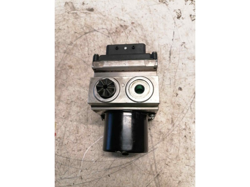 Recambio de abs para peugeot 407 st sport pack referencia OEM IAM 15710601 S118676001L 9658028480