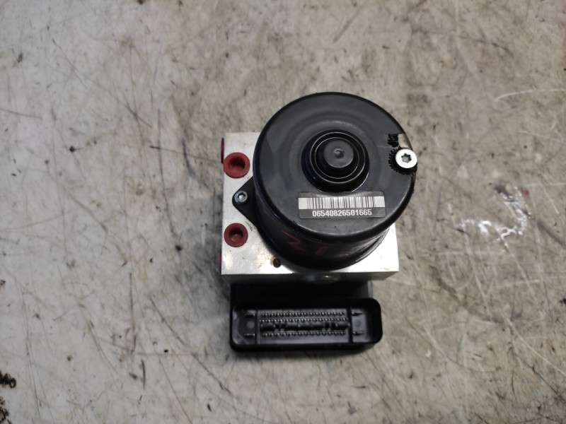 Recambio de abs para bmw serie 1 berlina (e81/e87) 118d referencia OEM IAM 3451677221301 10020602504 3452677221401