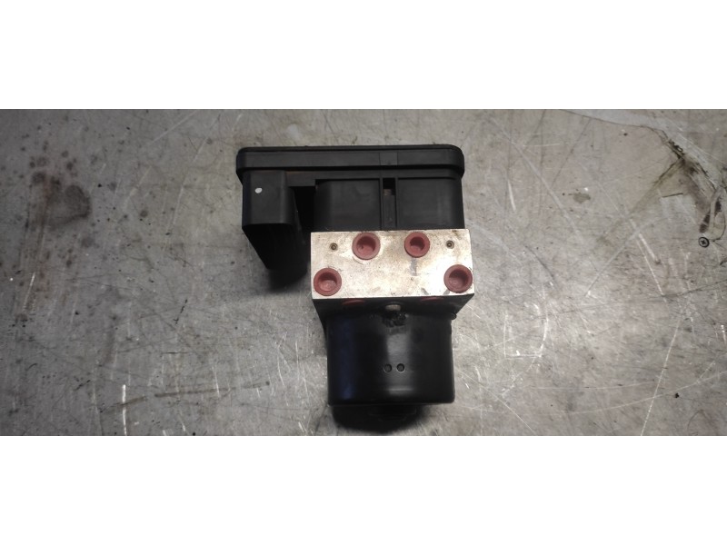 Recambio de abs para ford fiesta (cbk) ambiente referencia OEM IAM 2S612M110CE 10020600934 10096001063