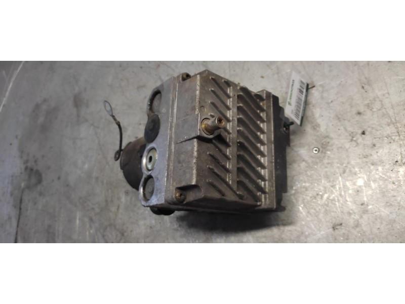 Recambio de abs para volvo s40 berlina 2.0 16v referencia OEM IAM 0265216017  