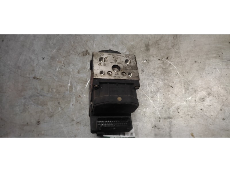 Recambio de abs para renault megane i fase 2 berlina (ba0) 1.4 e referencia OEM IAM 7700430231  