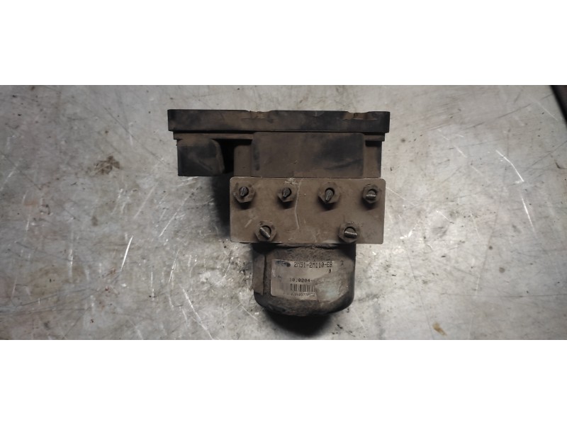 Recambio de abs para ford focus berlina (cak) ambiente referencia OEM IAM 2M512M110EB  