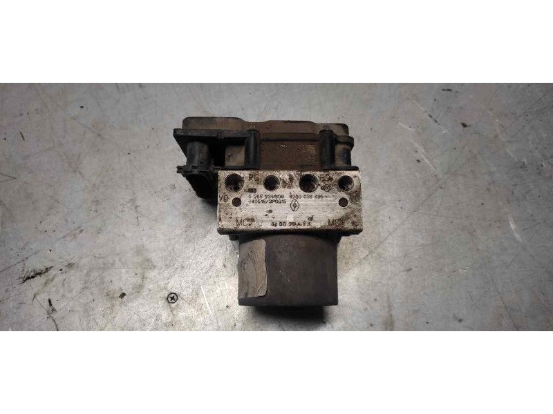 Recambio de abs para renault megane ii berlina 5p confort authentique referencia OEM IAM 8200038695  