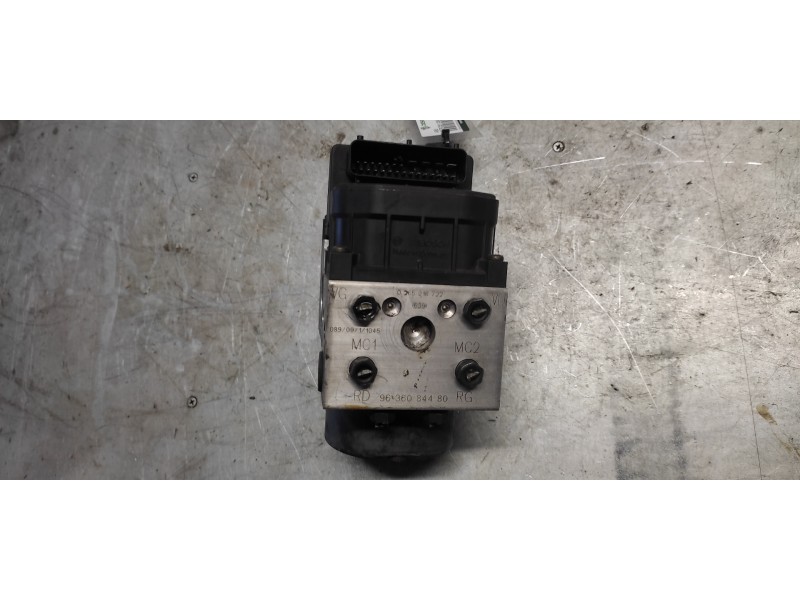 Recambio de abs para citroën xsara berlina 2.0 hdi exclusive (80kw) referencia OEM IAM 9636084480 BOSCH 