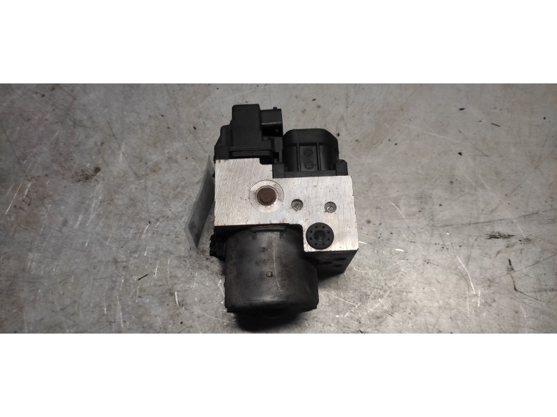 Recambio de abs para citroën xsara picasso 2.0 hdi 90 sx top referencia OEM IAM 9633666580 BOSCH 