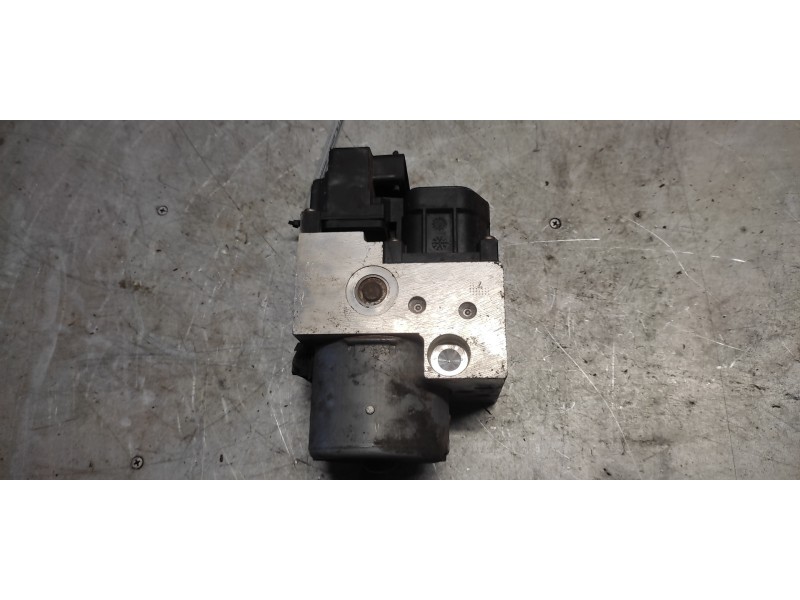 Recambio de abs para citroën c4 berlina exclusive referencia OEM IAM 9636502180 BOSCH 