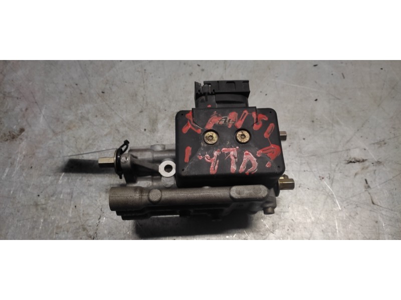 Recambio de abs para citroën xantia berlina 1.6 armonia referencia OEM IAM 0101088030027475  