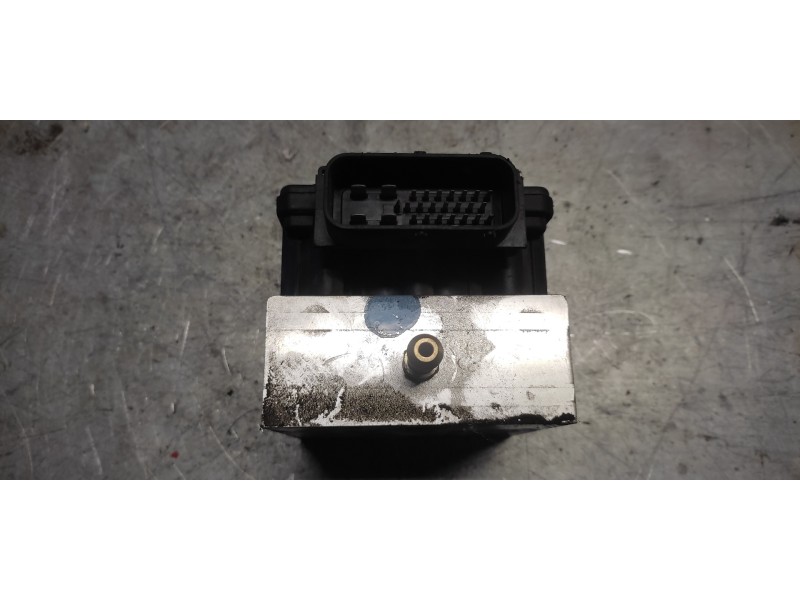 Recambio de abs para citroën xantia berlina 2.0 hdi 90/109 sx referencia OEM IAM 9625975480 ATE 