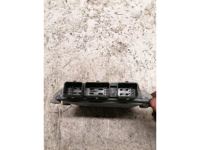 Recambio de centralita motor uce para ford fiesta (cbk) ambiente referencia OEM IAM 3S6112A650GE 5WS40142E 