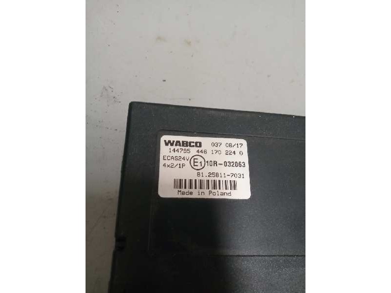 Recambio de modulo electronico para man tgx 18.xxx 12.4 diesel referencia OEM IAM 81258117031  CENTRALITA ECAS