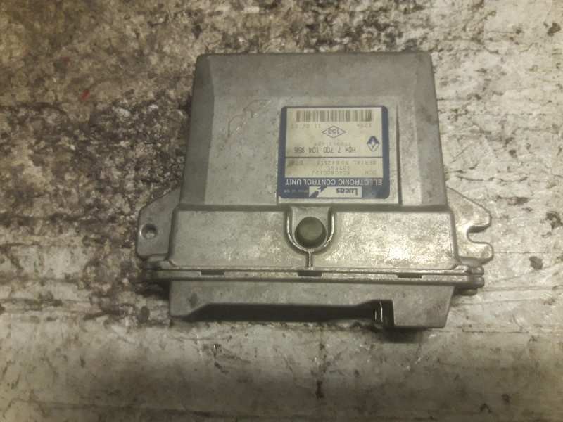 Recambio de centralita motor uce para renault kangoo (f/kc0) referencia OEM IAM 7700104956 7700111206 R04080012J