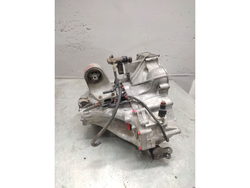 Recambio de caja cambios para nissan primera berlina (p11) 2.0 navigation referencia OEM IAM 2J61 3213150J 2J0