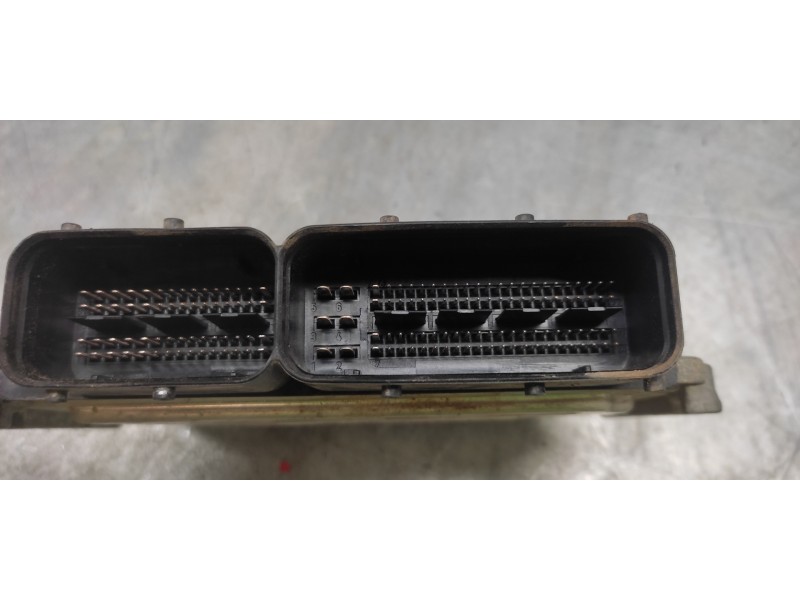Recambio de centralita motor uce para opel zafira b cosmo referencia OEM IAM 0281017064 55575556 1039S39899