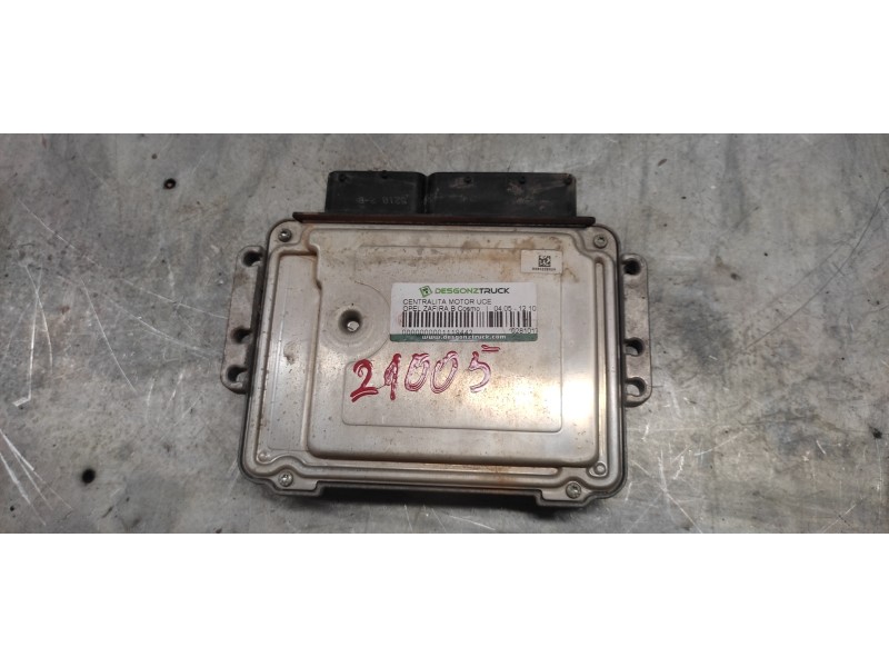 Recambio de centralita motor uce para opel zafira b cosmo referencia OEM IAM 0281017064 55575556 1039S39899