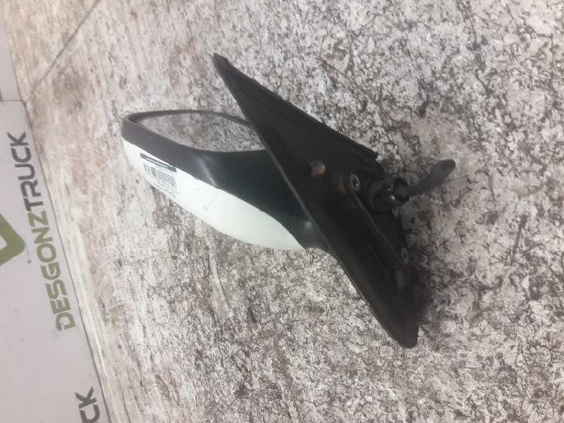 Recambio de retrovisor derecho para nissan primera berlina (p11) gx referencia OEM IAM  MANUAL 