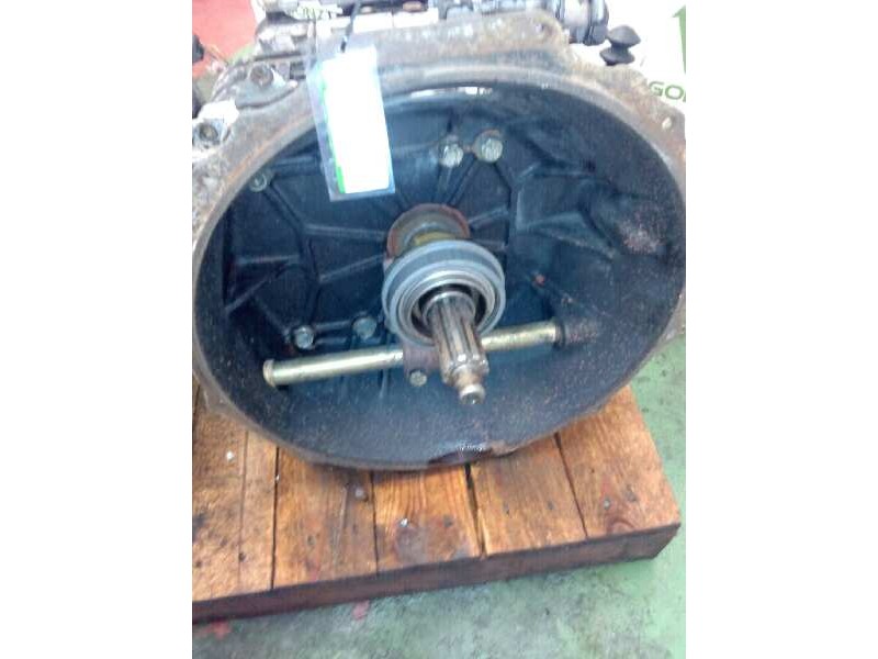 Recambio de caja cambios para nissan trucks m 130.17 referencia OEM IAM S636 1290052194 071871
