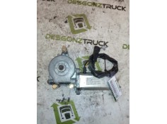 Recambio de motor elevalunas delantero derecho para iveco eurotech cursor (mh) chasis  (190 e 35) larga distancia referencia OEM