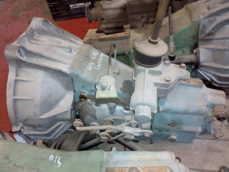 Recambio de caja cambios para mercedes trucks sprinter 410 d referencia OEM IAM G1185615 711110 164482