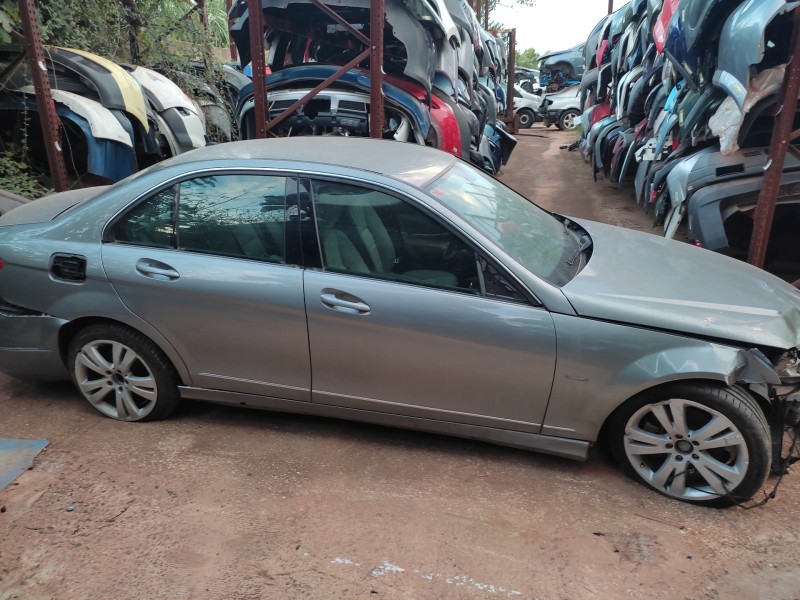 mercedes-benz clase c (w204) berlina del año 2008