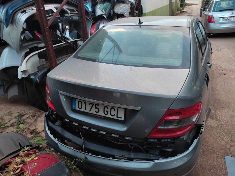 mercedes-benz clase c (w204) berlina del año 2008