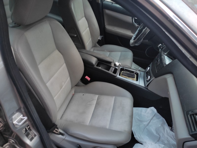 mercedes-benz clase c (w204) berlina del año 2008